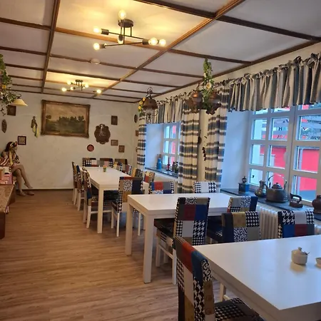 B&B Waldblick Hotel mit großem Parkplatz-2